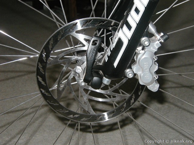 02_hope_m4_disc.jpg