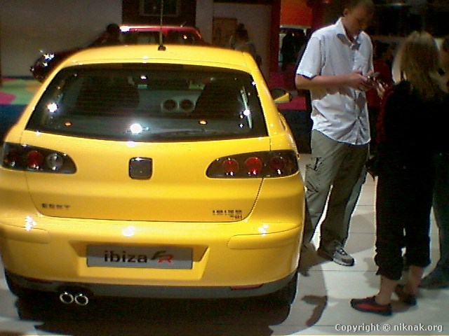 454B1567.jpg