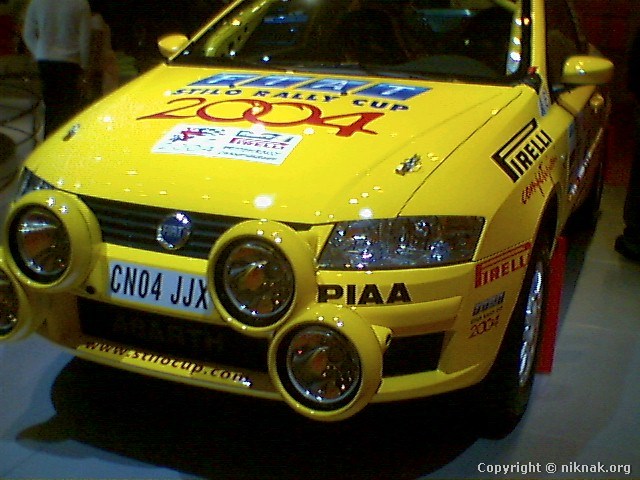 454B1571.jpg