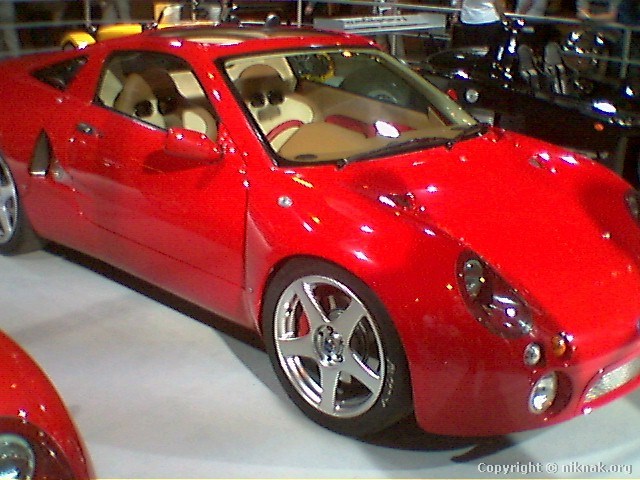 454C1595.jpg