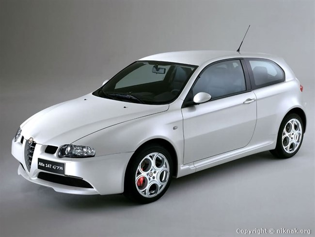 Alfa-Romeo-147-GTA-2002.jpg