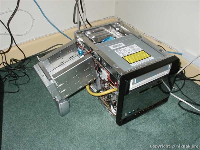 shuttle_grr-sata-floppy-for.jpg