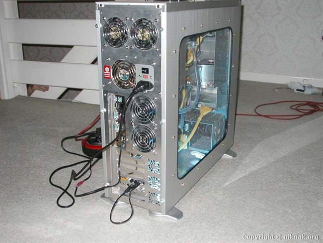 window-cathodes_rear_flash.jpg