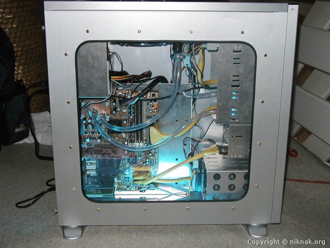 window-cathodes_side_flash.jpg